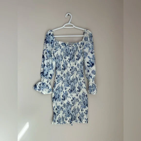 Blue and white floral dress 👗 size M - Picture 5 of 8